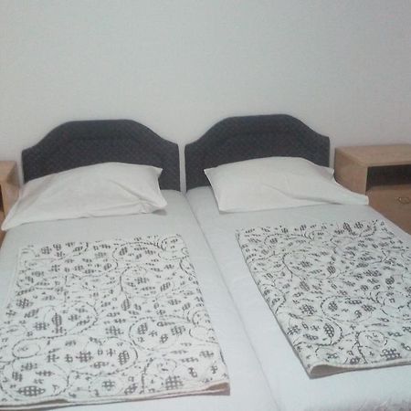 Djordjevic Hotel Budva Exterior foto